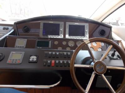 Carine Yachts - Luxury Yacht Brokerage | Sunseeker Predator 72 2007 | Photo 26